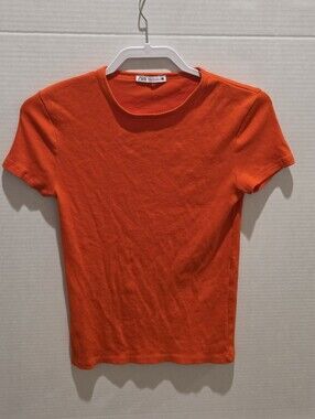Zara Women's Ribbed Orange Short Sleeve Tee Shirt Size Medium
